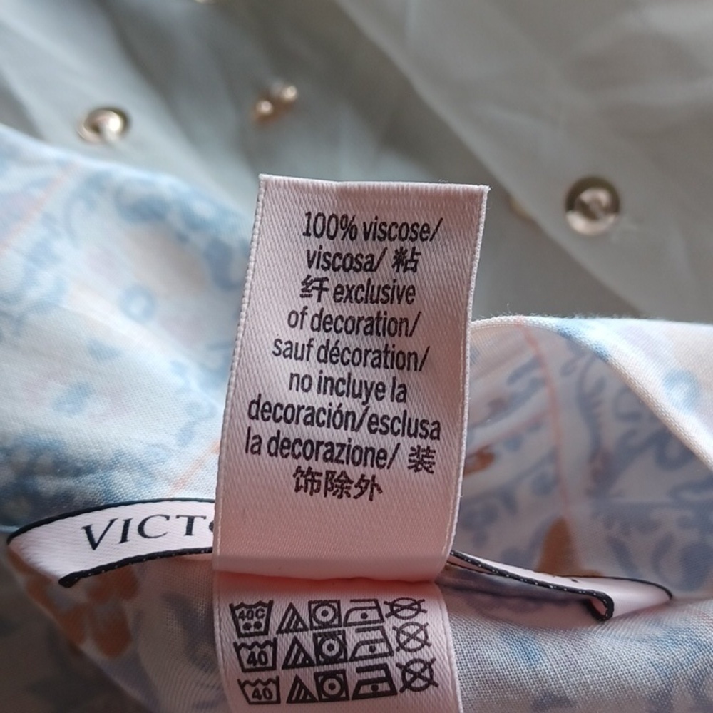 Victoria's Secret Floral Patterned Kimono/Swim Cover Up - Picture 7 of 7